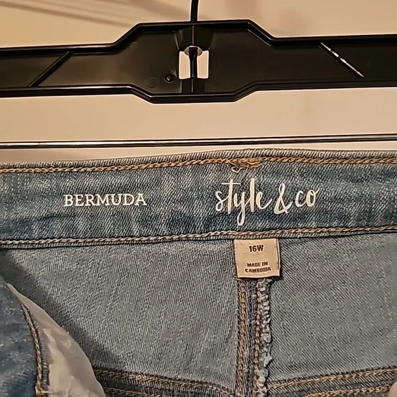 Style & Co bermuda shorts 16W - Picture 3 of 3